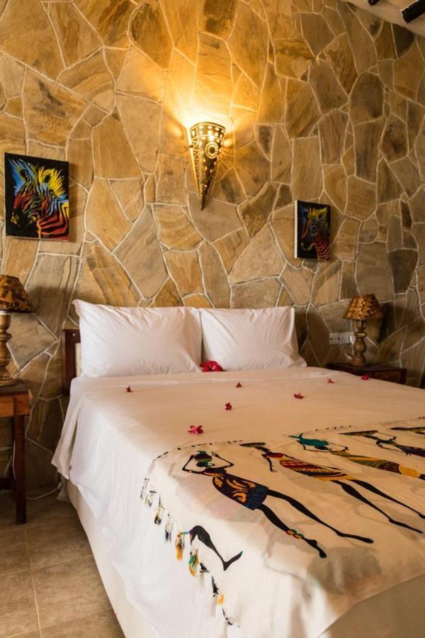 Hotel Ivory Ocean View Marumbi Esterno foto